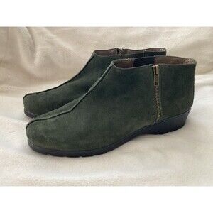 Aerosole Suede Ankle Bootie Green Zip Elastic Size 11 Women’s